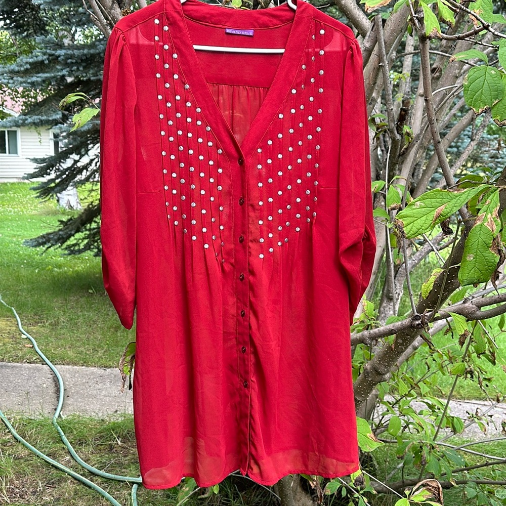 Women’s dress shirt